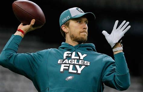 Nick Foles - Bio, Net Worth, Wife, Current Team, Salary, Injury, NFL, Contracts, Trade, Age ...