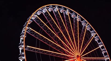 St. Louis Ferris Wheel Offers Birds-Eye View of Downtown