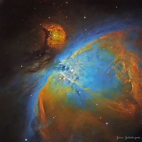 M42 - Orion Nebula (SHO-RGB) | Telescope Live