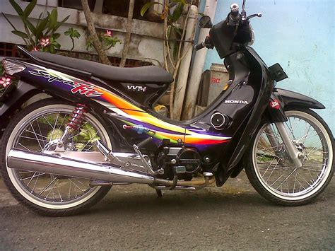 Foto Modifikasi Motor Honda Revo Fit