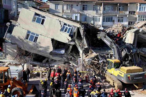 Turkey Earthquake: 17,000 People Killed In 1999, Turkey Now Hit By 2nd ...