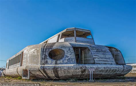 Stunning photos captures the decaying wreck of an abandoned Florida naval base | Daily Mail Online