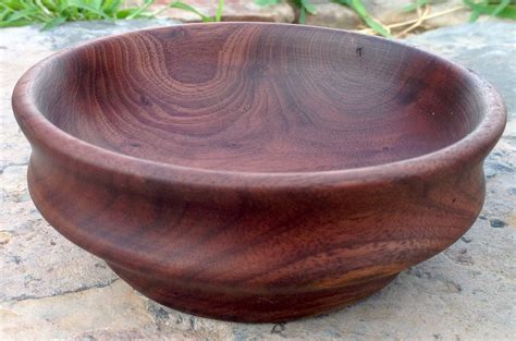 Walnut bowl by knottybowl.com | Wood turned bowls, Wood lathe, Wood bowls