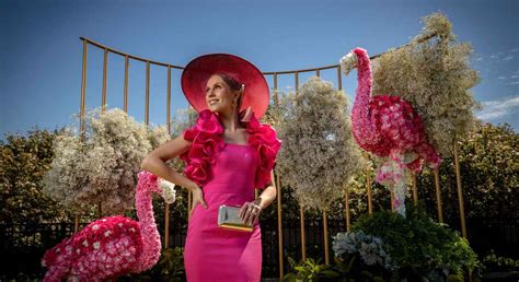 Melbourne Cup Fashion - Dresses & Hat Guide