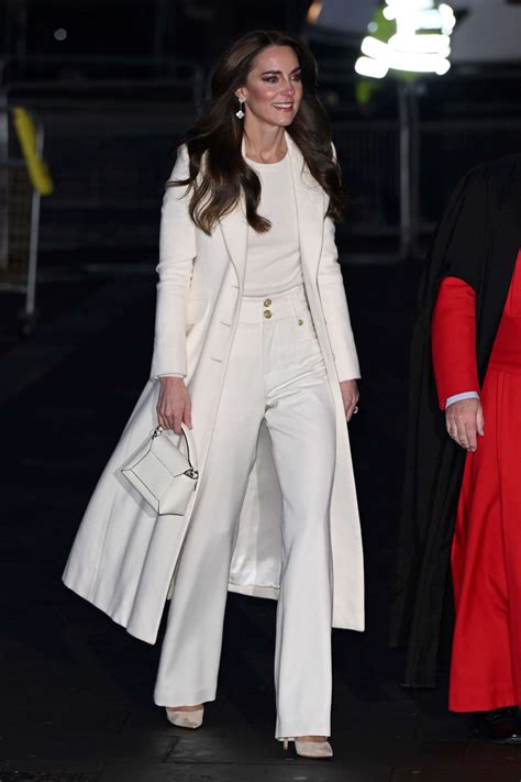 Kate Middleton Wears Winter White for Christmas Concert: See Photos