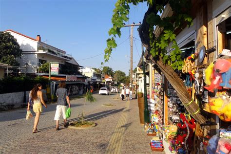 A Glimpse of Skala Town in Kefalonia, Greece | Travel and Lifestyle Diaries - Just blogging my ...