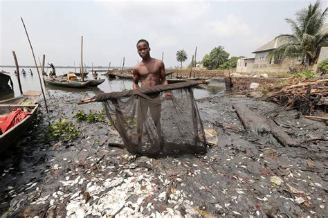 Shell Oil Spills Led to ‘Astonishingly High’ Pollution in Nigeria - WSJ