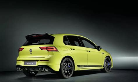 Volkswagen's Golf R 333 finally revealed with 245 kW and striking paintjob