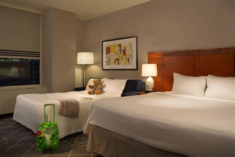 Midtown Hotel Rooms with King Bed | Courtyard New York Manhattan ...