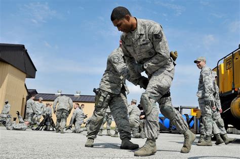 Tactical Training: Former Navy Seal teaches Security Forces Airmen