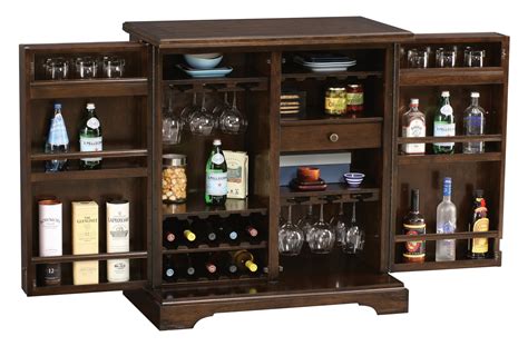 Benmore Valley Wine & Bar Cabinet from Howard Miller (695124) | Coleman ...