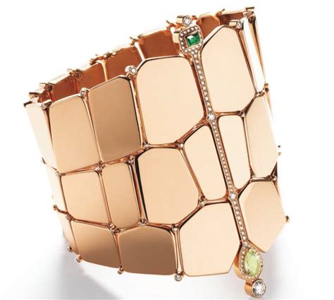 Hermes bracelet | Luxury gifts for women, Jewelry design, Fashion jewelry