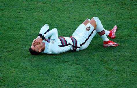 "Dramatic" Cristiano Ronaldo mocked after 'feigning injury' in Portugal vs Belgium clash - Daily ...