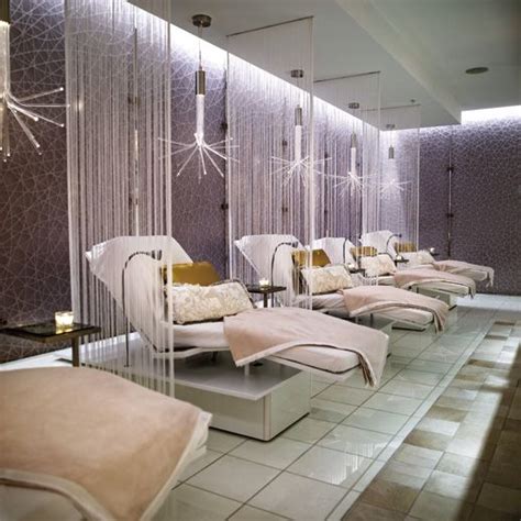 Ritz Carlton Los Angeles Spa | Relaxation room, Salon interior design, Beauty salon decor