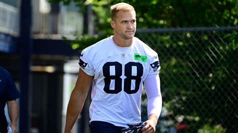 Patriots stock watch: Mike Gesicki injury is a blow to red zone offense ...