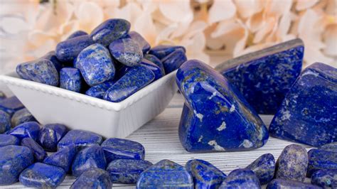 Lapis Lazuli Meanings and Crystal Properties - The Crystal Council