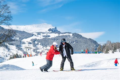 Adult Snowboarding Lessons for First Timers from 129 CHF - Grindelwald - CheckYeti