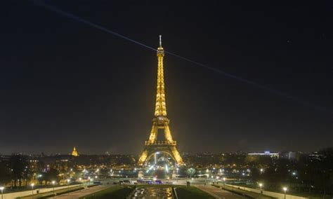 Energy crisis to cast Eiffel Tower into early darkness