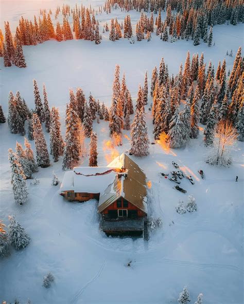 15 Cozy and Most Romantic Cabins in Vermont - Paula Pins The Planet