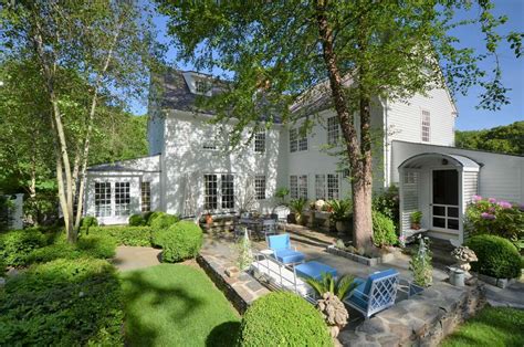 East Haddam home with 'woodland folly' listed for $2.8M