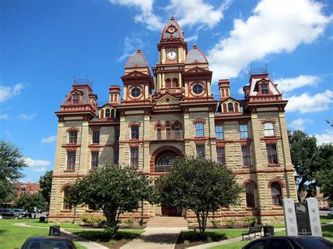 Texas - Lockhart: Caldwell County Courthouse | Texas adventure, Texas ...