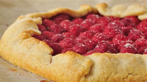 Raspberry Tart Recipe Demonstration - Joyofbaking.com - YouTube