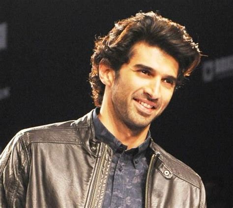 Aditya Roy Kapur Height, Age, Girlfriend, Family, Biography & More ...