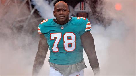 Laremy Tunsil ripple effect: How the 2016 NFL Draft gas-mask video ...