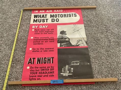 ORIGINAL WWII POSTER IN AN AIR RAID WHAT MOTORIST MUST DO lot5 ...