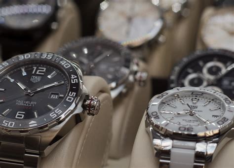 Luxury Wrist Watches In Shop Window | Copyright-free photo (by M. Vorel) | LibreShot