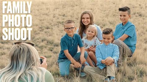 SCENIC FAMILY PICTURES IN GOLDEN MEADOW AT SUNSET | BINGHAM FAMILY ...