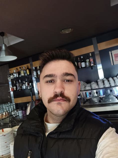 chevron and a shorter haircut : r/Moustache