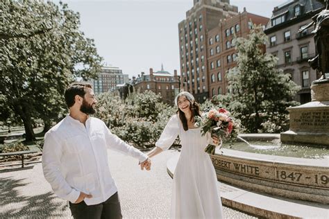 courthouse wedding | Junebug Weddings