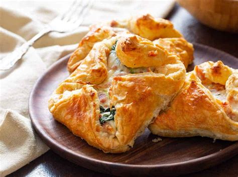 Ham, Cheese, and gorgeous Puffed Pastry? This is heaven! | i am baker ...