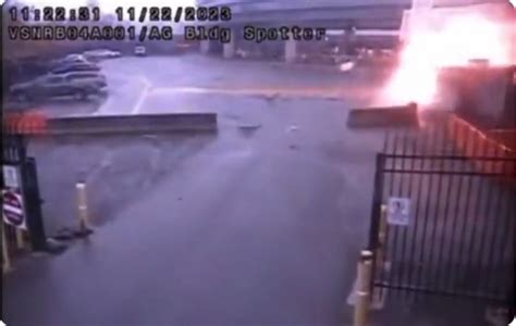 VIDEO: Moment car explodes at US-Canada border - The Midwesterner