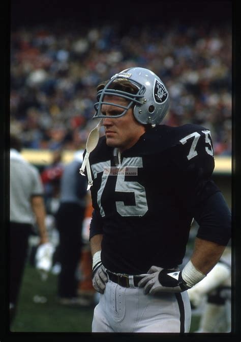 Howie Long “All-Time Raiders Great” | DGL Sports - Vancouver Sport and ...