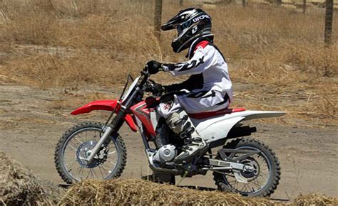 Honda Honda CRF125F - Moto.ZombDrive.COM