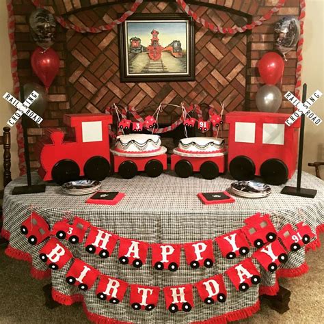 Check out this fantastic Vintage Train Birthday Party! See more party ...