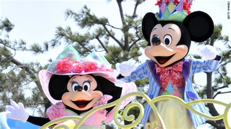 8 secrets about Disneyland - CNN.com