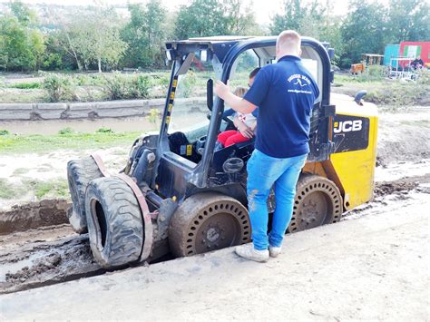 Diggerland Kent Review - The Frenchie Mummy