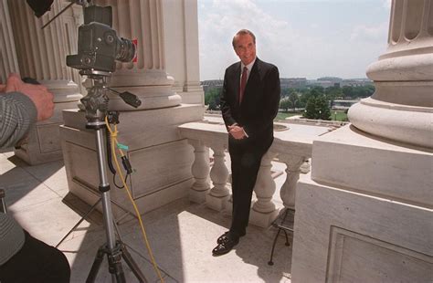 Bob Dole, Senate stalwart and old soldier, passes away at the age of 98 ...