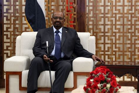 Sudan’s Bashir not to seek new term as president: Official – Middle East Monitor