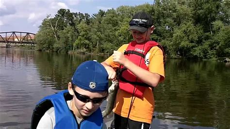 Summer Time Wisconsin River Fishing Adventure August 15th, 2013 - YouTube