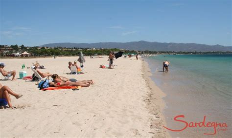 The bay of Cagliari - Poetto, a sandy beach straight from the Caribbean | discover-sardinia.com