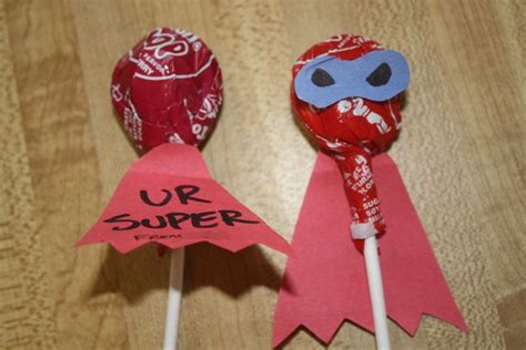 Holiday crafts for kids, Kids holiday decor, Valentines favor