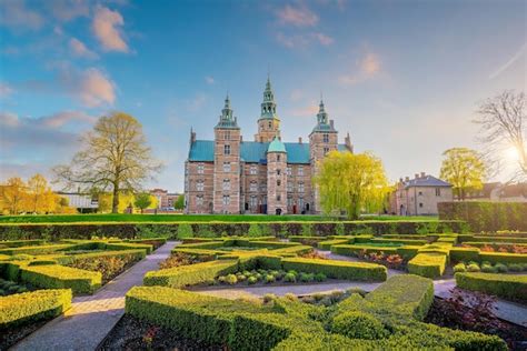 Premium Photo | Rosenborg castle gardens in copenhagen denmark