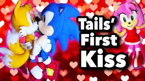 Sonic Plush Movie: Tails' First Kiss! - YouTube