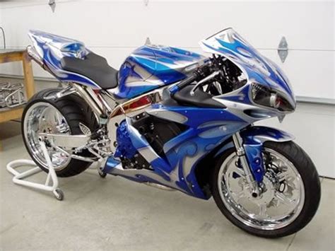 Custom Paint Yamaha R1