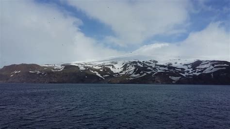 Jan Mayen island and the Beerenberg volcano in the Arctic Ocean - YouTube