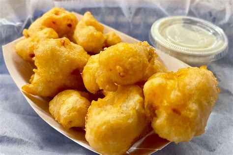 Cheese Curds : How to Find and Enjoy the Best Cheese Curds in Wisconsin ...